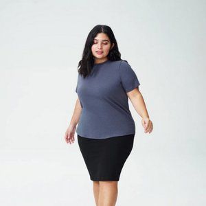 Universal Standard Tee Rex Grey M
